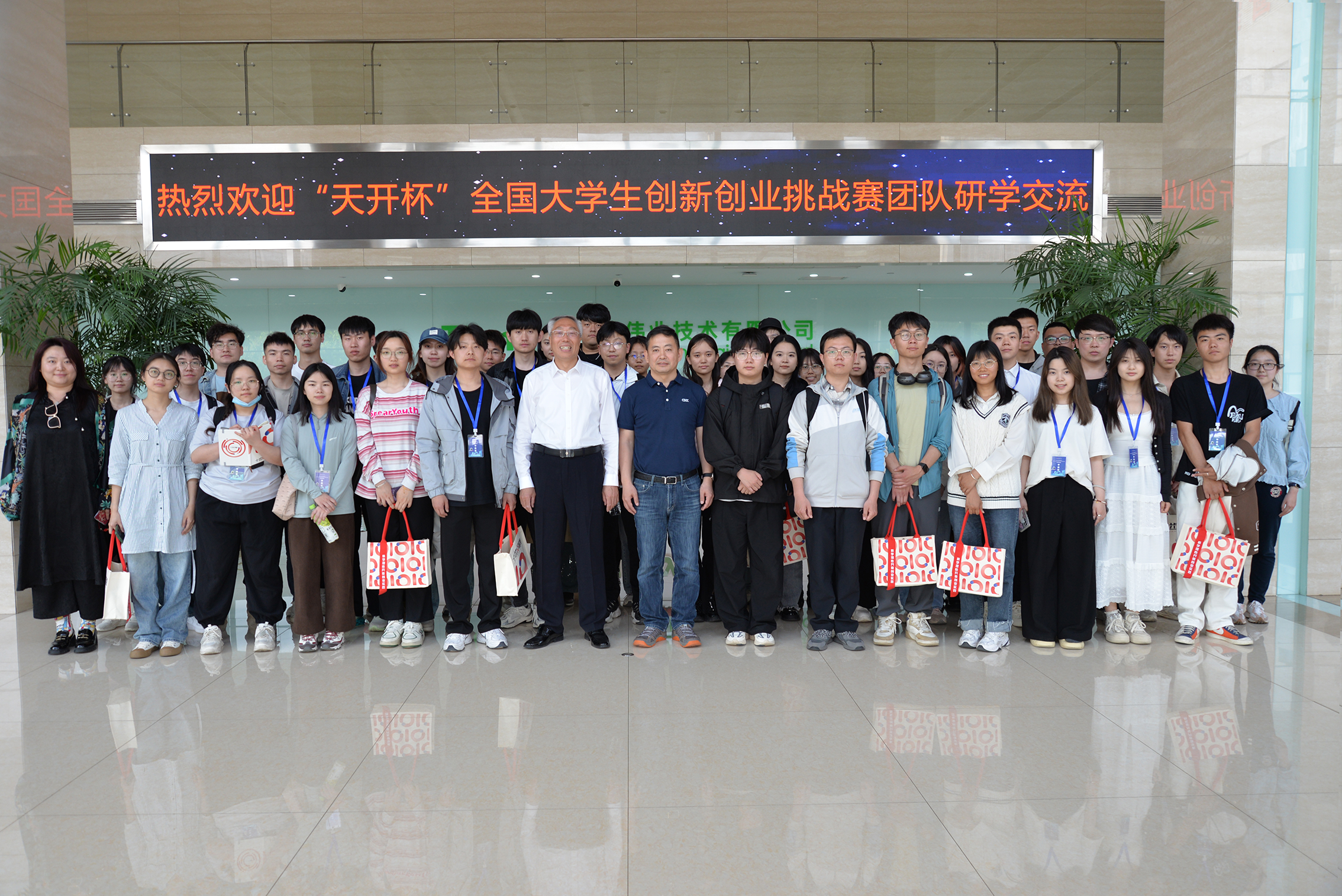 ks��ʱ��վ��(�й���)�ٷ���վ